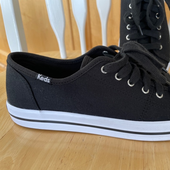 Keds - Picture 3 of 5